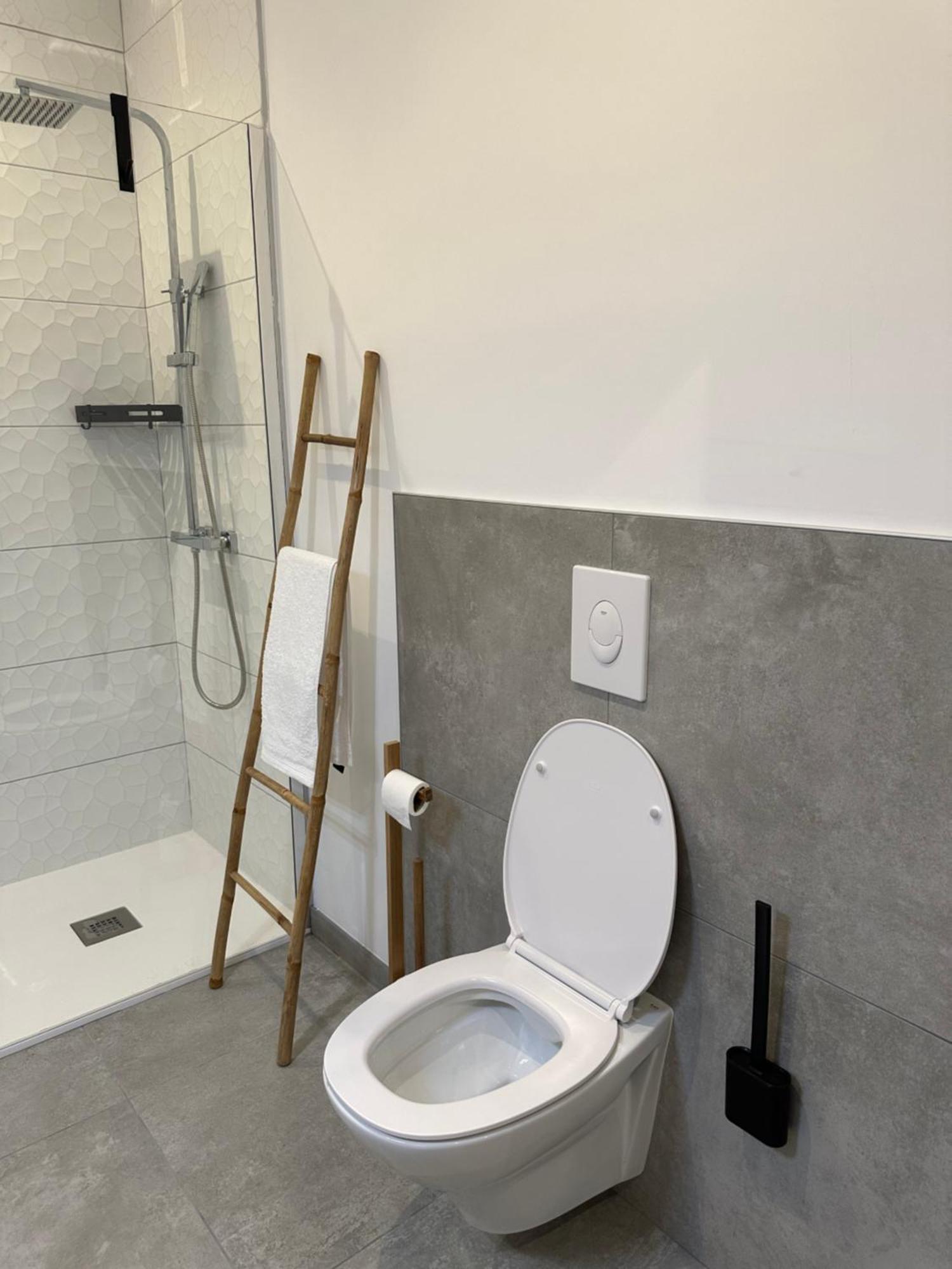 Appartement De La Gare Remiremont Ngoại thất bức ảnh