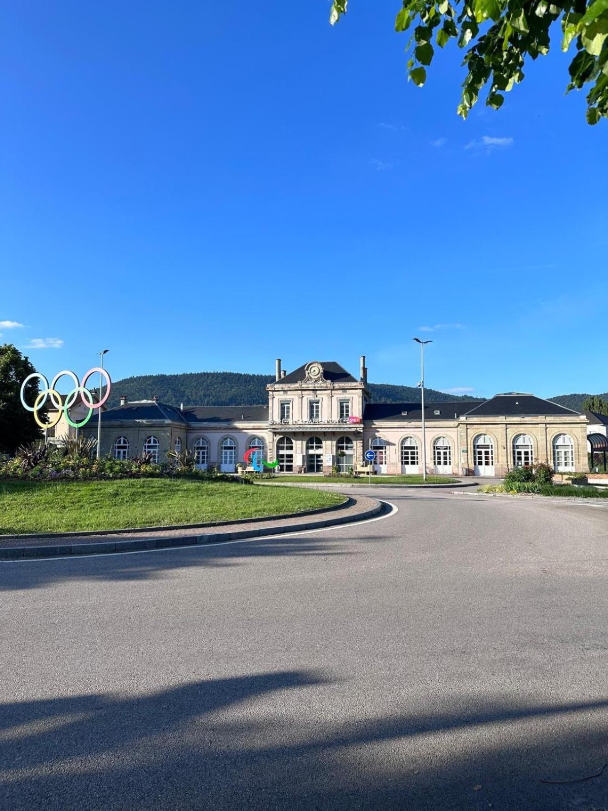 Appartement De La Gare Remiremont Ngoại thất bức ảnh