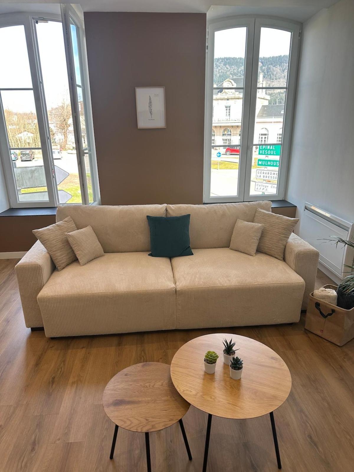 Appartement De La Gare Remiremont Ngoại thất bức ảnh